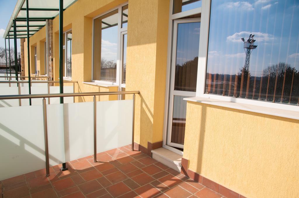 Hostel Izida 2 Dobrici Exterior foto